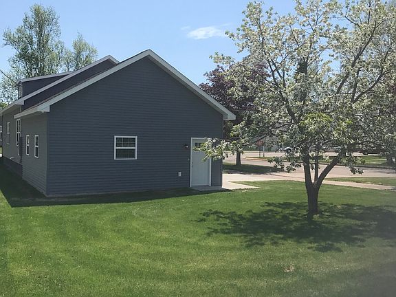 5th image of 624 Delta Ave