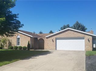 2329 Leon Ln, Springfield, OH 45502