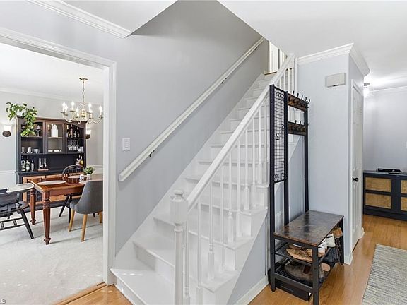 3rd image of 4409 Forest Walk Dr