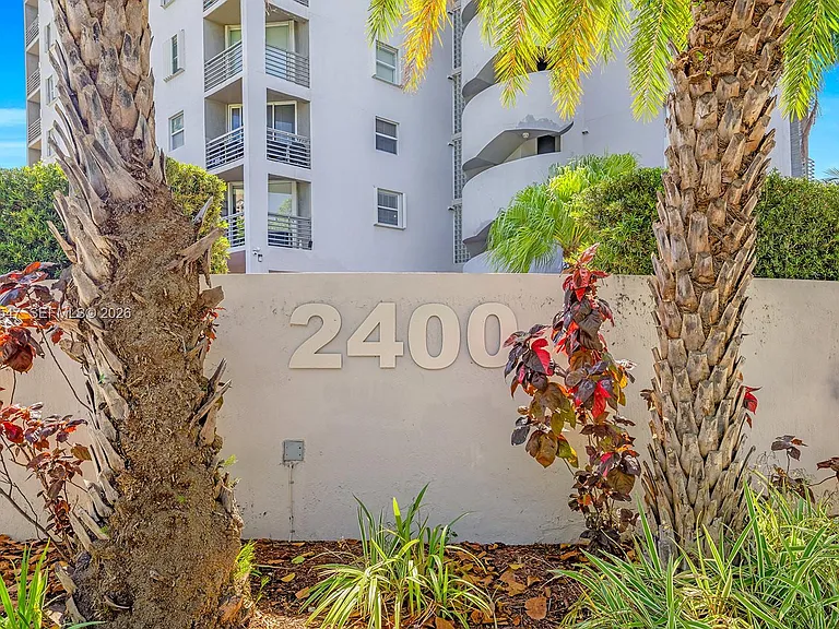 2400 SW 3rd Ave #706 — Photo 27