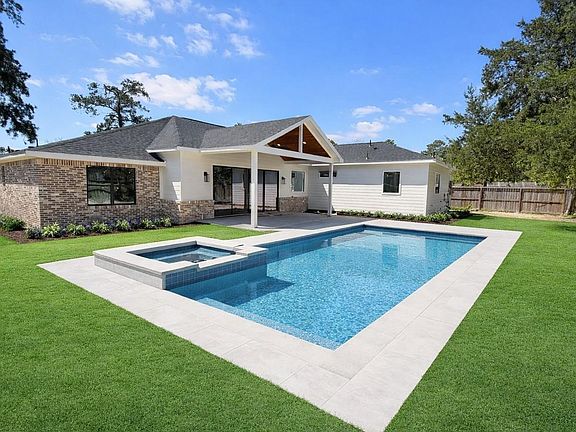 2nd image of 10322 Raritan Dr