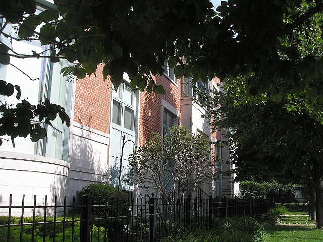 1st image of 441 E North Water St #Th2