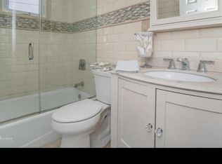 25 Primrose Ave FLOOR 1, Hicksville, NY 11801