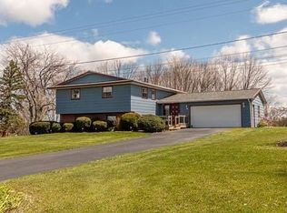 6566 Hunters Point, North Rose, NY 14516