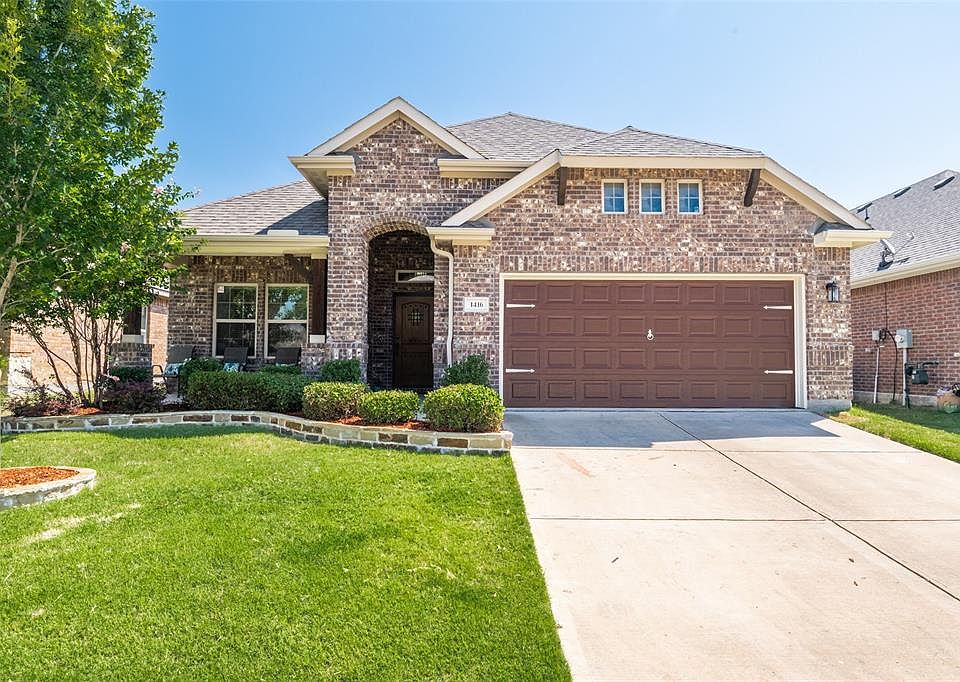 1st image of 1416 Castle Creek Dr