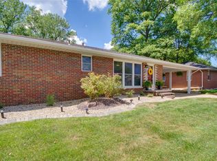 5706 Barbara Pl, Godfrey, IL 62035