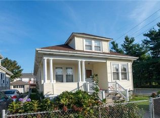 212 Lyon Ave, East Providence, RI 02914
