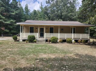 8829 Spring Lake Rd, Pine Bluff, AR 71603