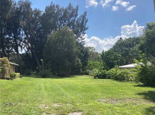 Hawthorne St, Sarasota, FL 34239
