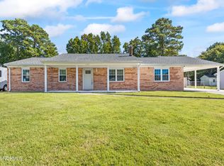 135 White Oak Blvd, Jacksonville, NC 28546