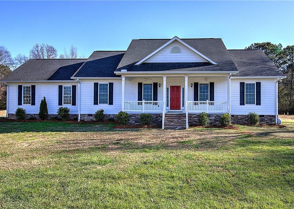 1st image of 342 Jo Ann Dr SE