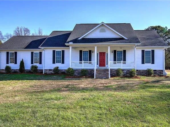 342 Jo Ann Dr SE, Calhoun, GA 30701