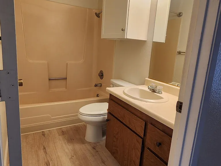 2510 Hartnell Ave #9 — Photo 7