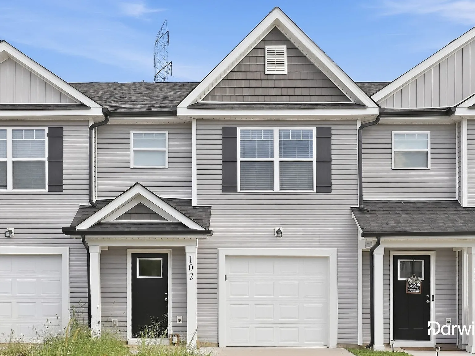 3 bed, 2.5 bath, 1558 sqft, $1,675 — Photo 1