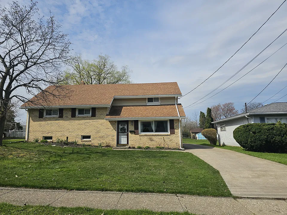 3818 Rice Ave