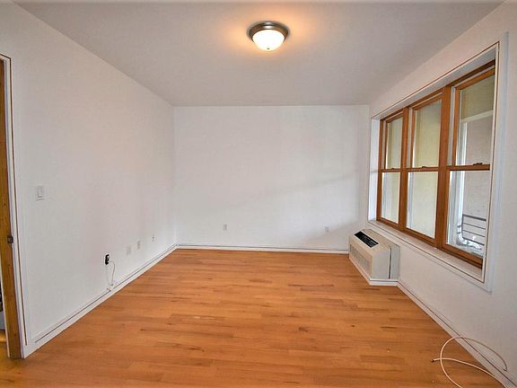 5th image of 708 6th Ave #1A