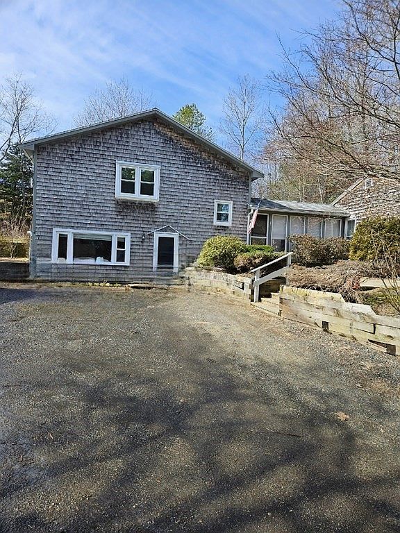 61 Washington St UNIT B, Groveland, MA 01834 MLS 73088276 Zillow