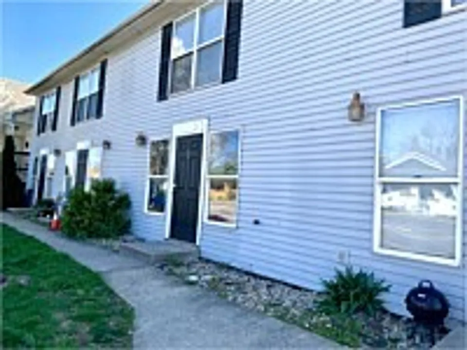 1425 S Walnut St #7
