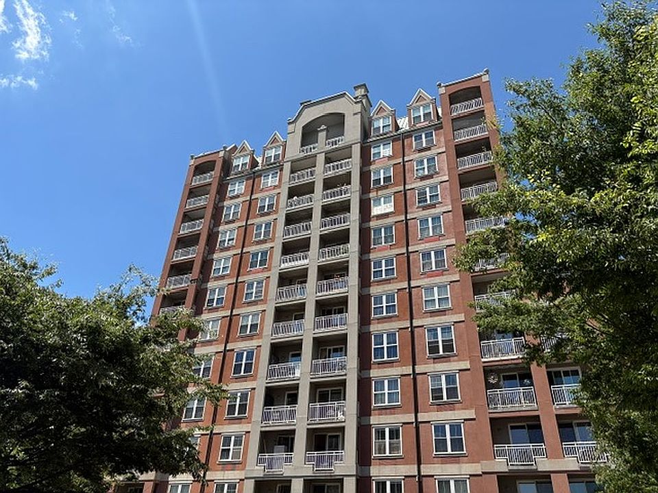 1st image of 60 Oceana Dr W APT 5J
