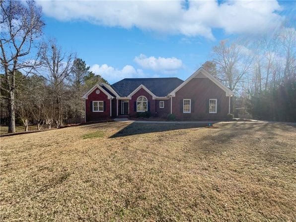 3564 Briscoe Dr, Monroe, GA 30655