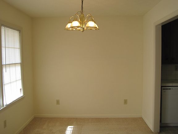 4th image of 5255 Wexford Ln