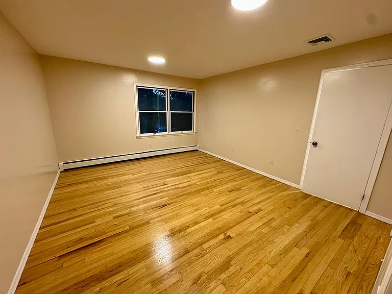 39 Henderson St #1 — Photo 21