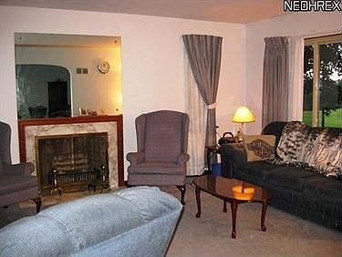 3rd image of 1248 E Wayne Ave