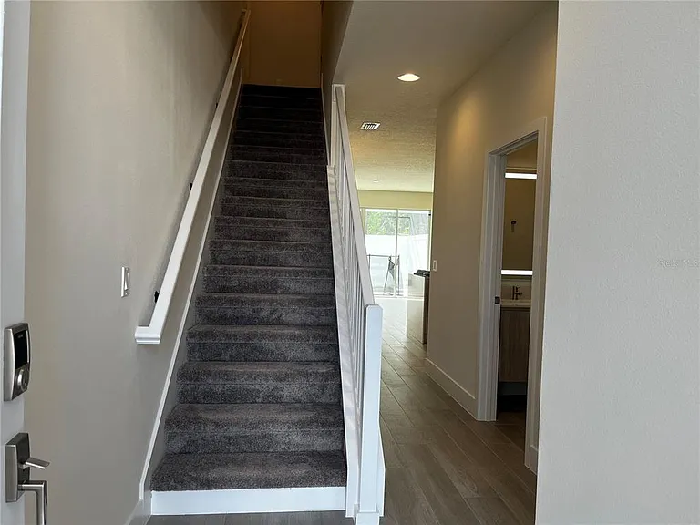 1427 Serendipity Ln — Photo 31