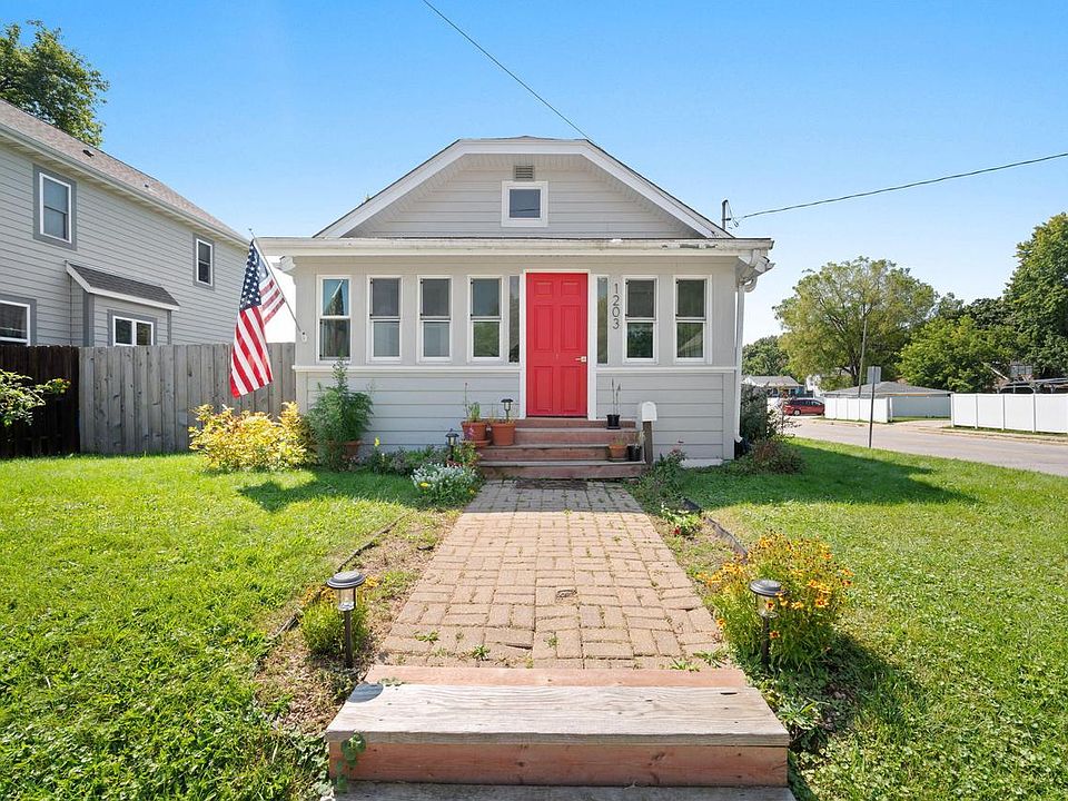 1st image of 1203 Beechwood AVENUE