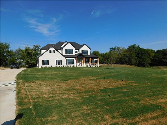2nd image of 18987 Halle Rd