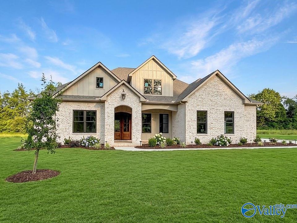 1st image of 412 Landers Rd