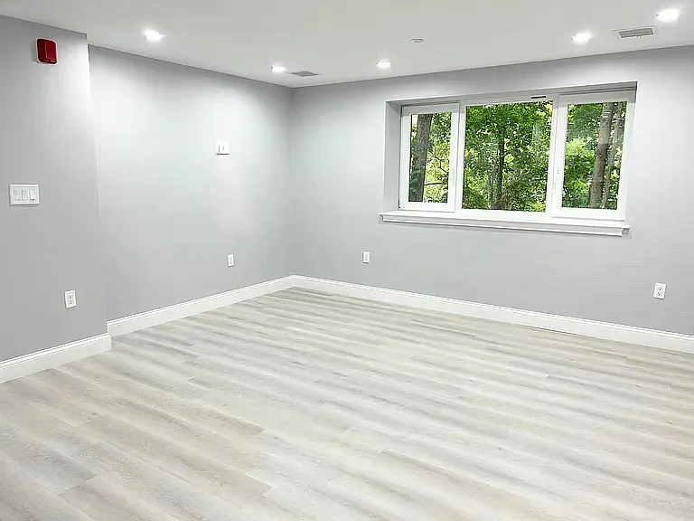 245 Elm St #102 — Photo 6