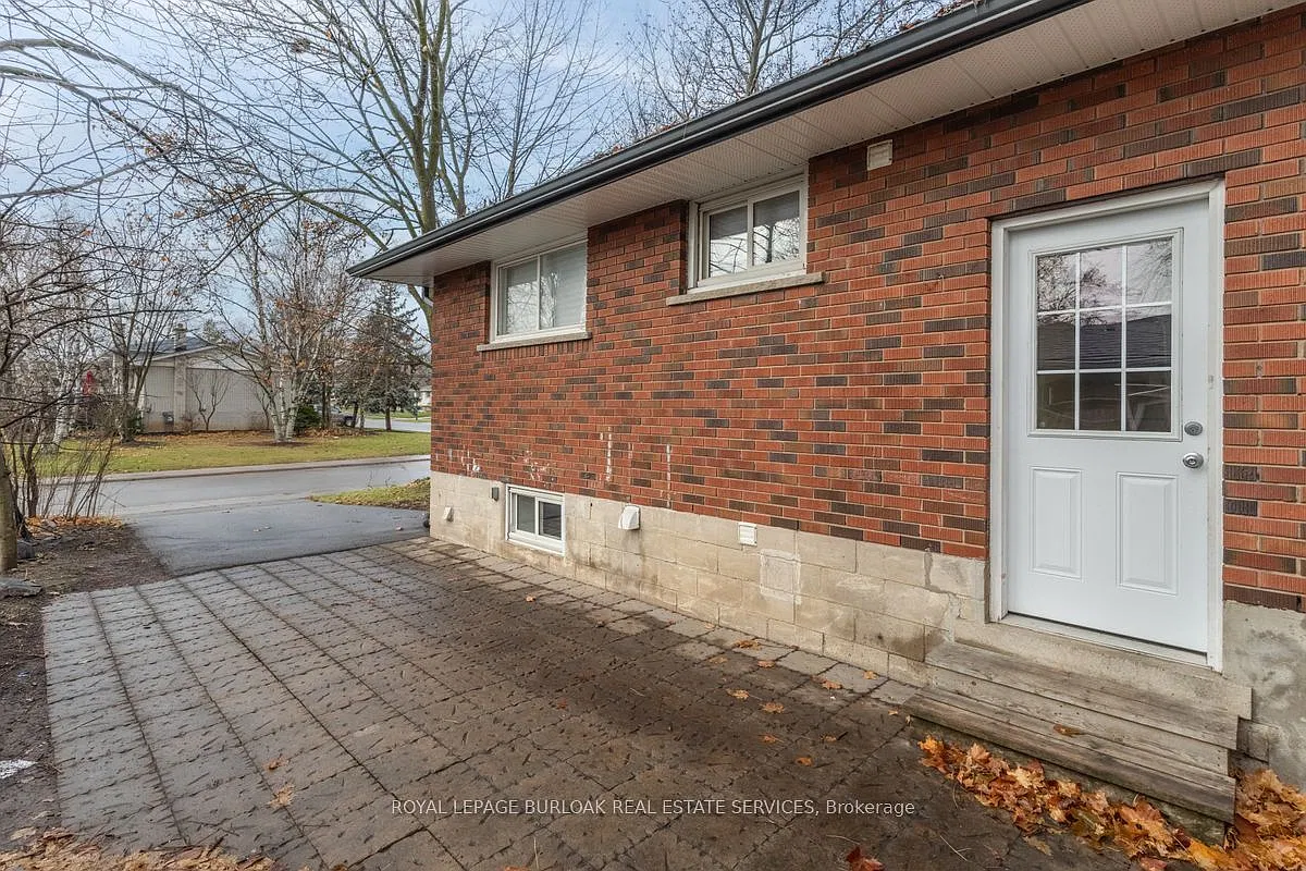 2 bed, $2,350 — Photo 4