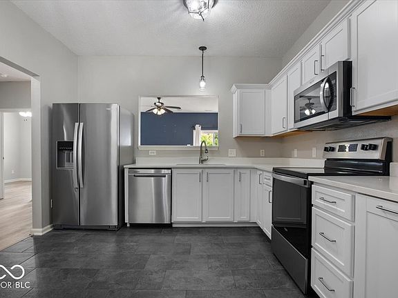 4th image of 19406 Prairie Crossing Dr