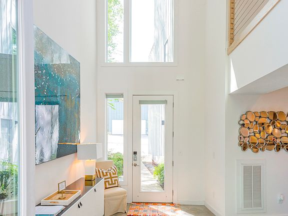 Entry way