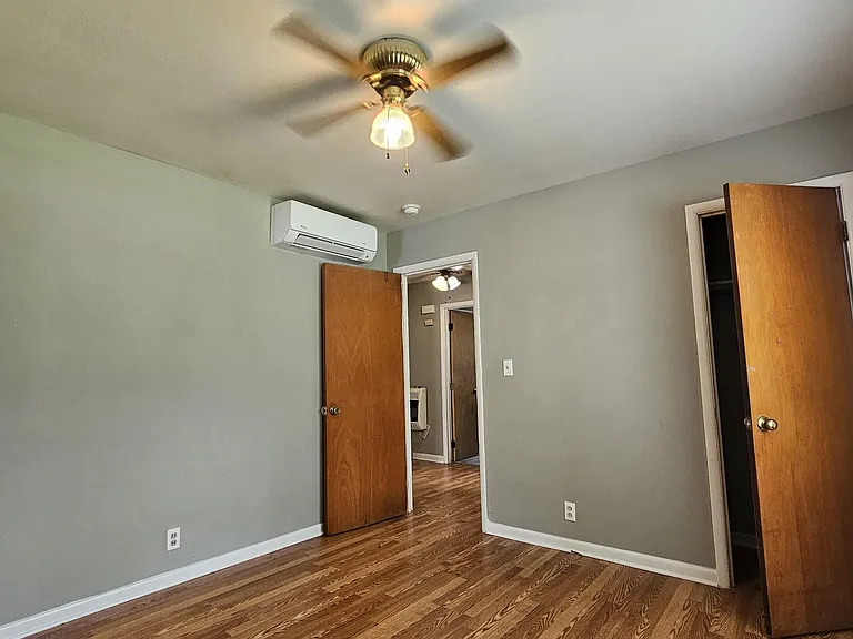 1609 Armstrong St NW — Photo 9