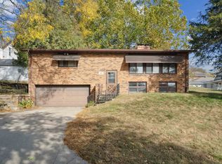 200 2nd St NE, Elkader, IA 52043