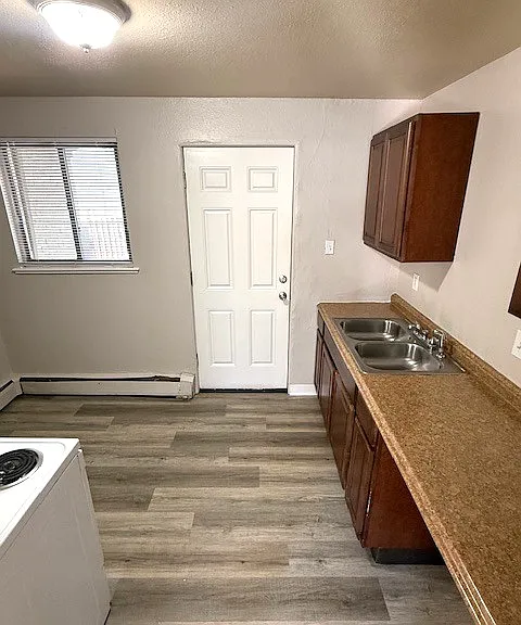 Stanley Flats — Photo 3