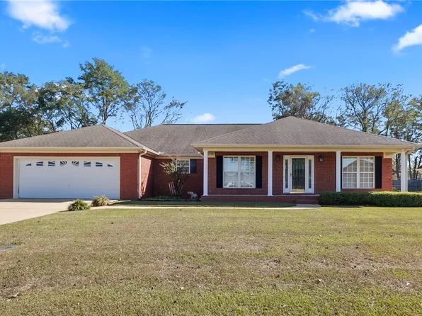 16276 Sumner Brook Dr, Moundville, AL 35474