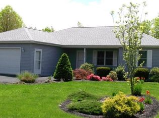 11 Father Angelo Dr, Hazleton, PA 18202