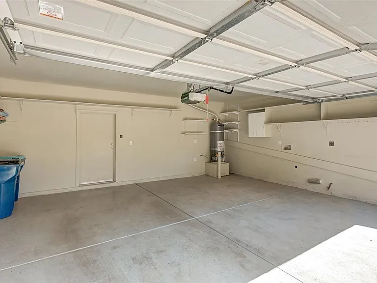 10500 Nordic Cliff Ave — Photo 6