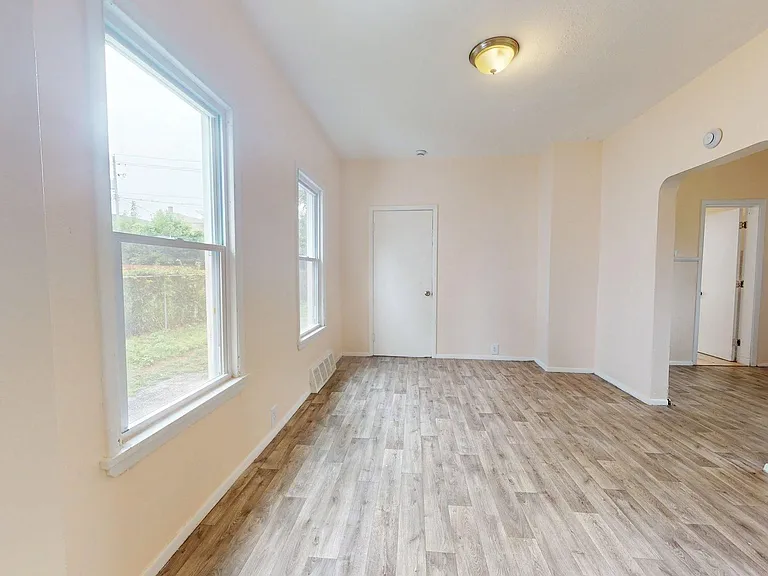 8200 Beman Ave — Photo 10
