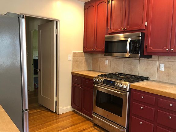 4th image of 1514 Mariposa Ave #A
