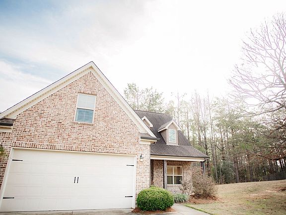 5th image of 121 Lakes Dr S