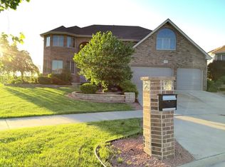 21118 Vivienne Dr, Matteson, IL 60443