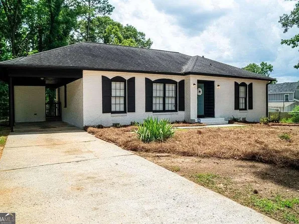 6130 Winview Dr, Forest Park, GA 30297