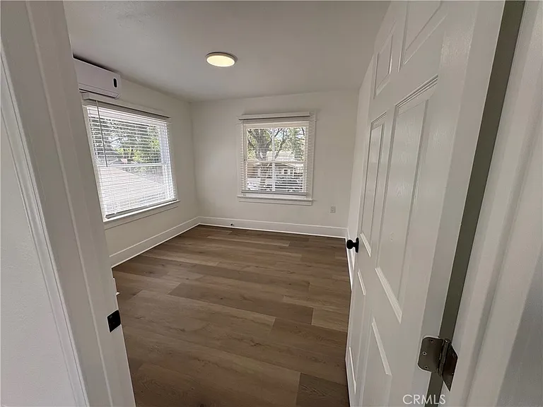 125 W Valencia Dr #A — Photo 2