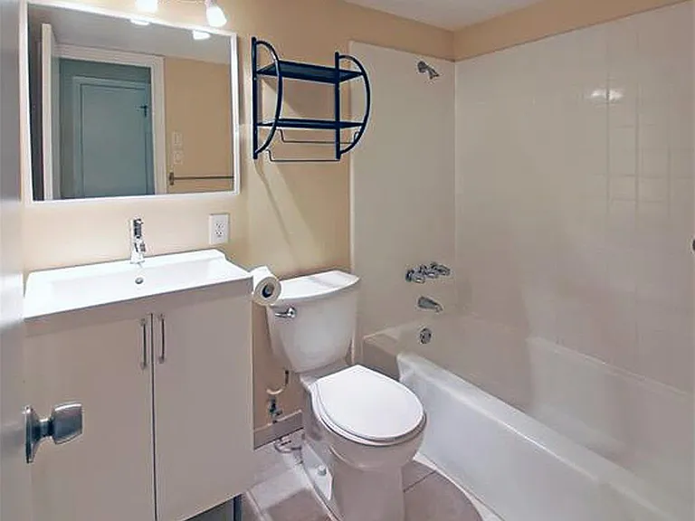 6805 Deborah Dr — Photo 9