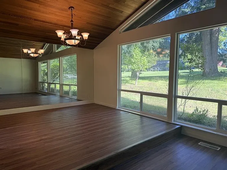 15405 SE Fairwood Blvd — Photo 7