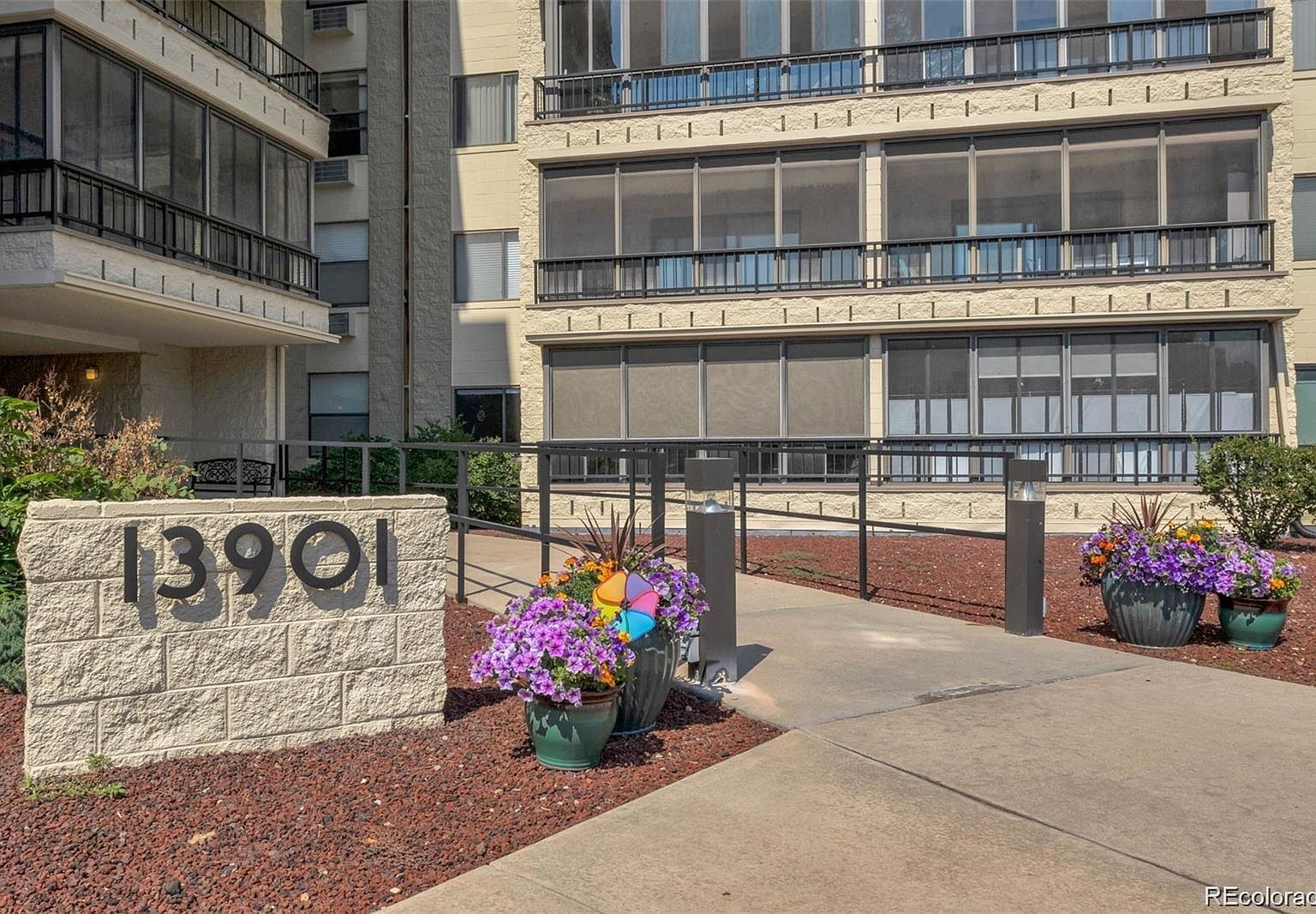 13901 E Marina Drive #105